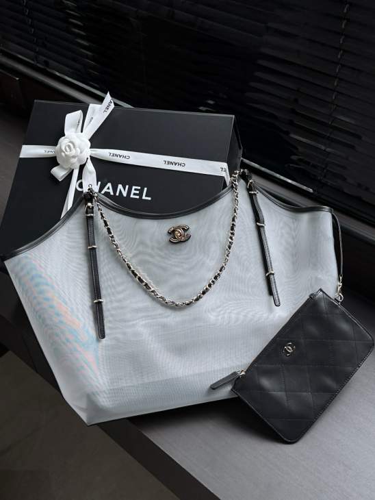 Picture of Chanel Handbags _SKUfw242325611fw